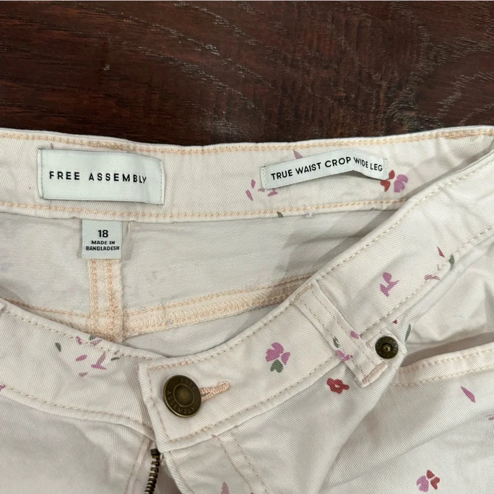 Girls light pink pants - Picture 3 of 4